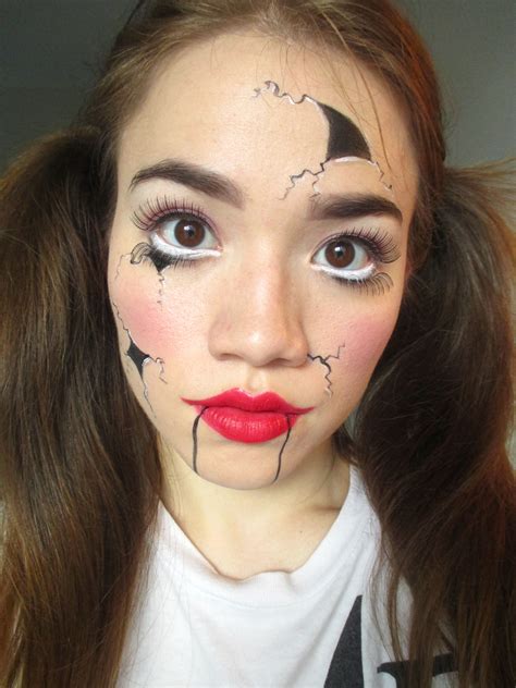 Learn How to Create a Realistic Voodoo Doll with Makeup